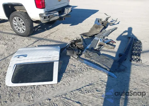 2015 Chevrolet Silverado 2500Hd Ltz from USA, damaged, VIN 1GC1KWE81FF501243